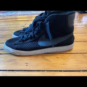Nike Blazer Mid Mesh Black Size 7